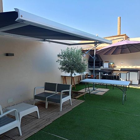 Alojamiento El Pez Casa Con Piscina Climatizada Villafranca de los Caballeros Kültér fotó