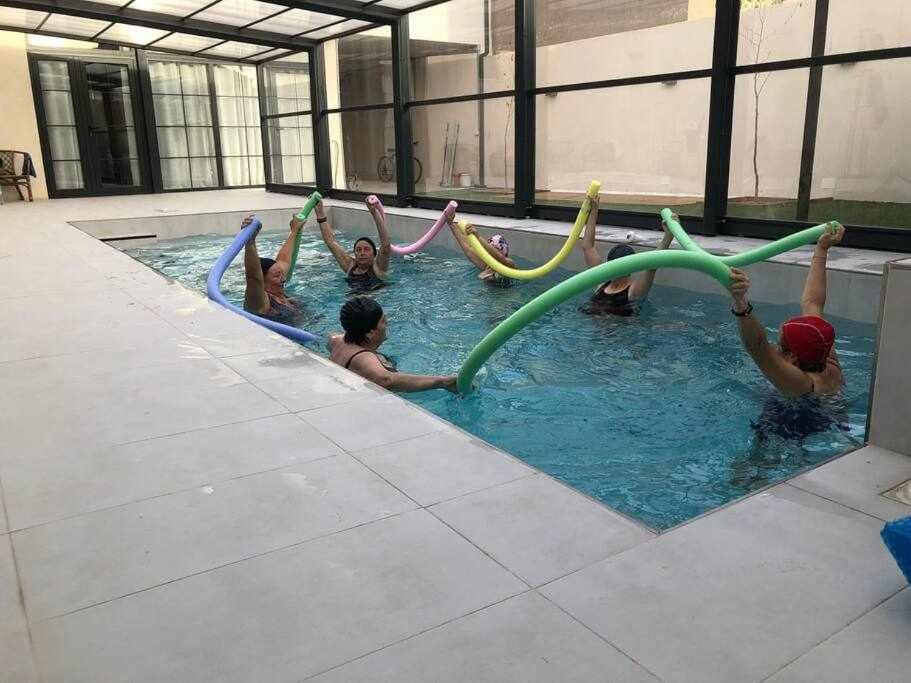 Alojamiento El Pez Casa Con Piscina Climatizada Villafranca de los Caballeros Kültér fotó