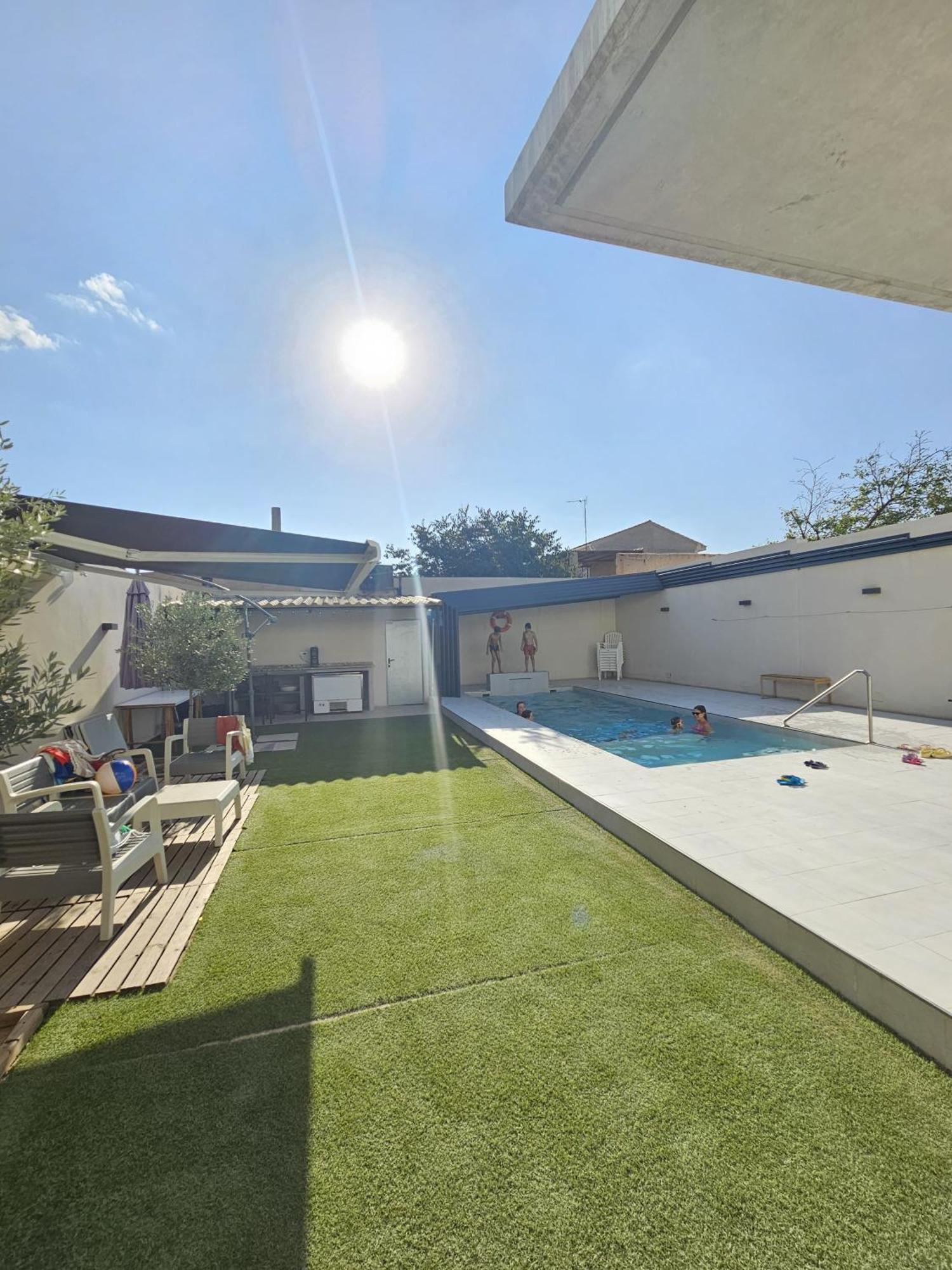 Alojamiento El Pez Casa Con Piscina Climatizada Villafranca de los Caballeros Kültér fotó